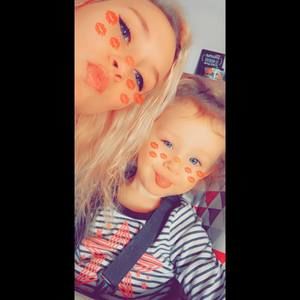 Meet your Posher, Alexis